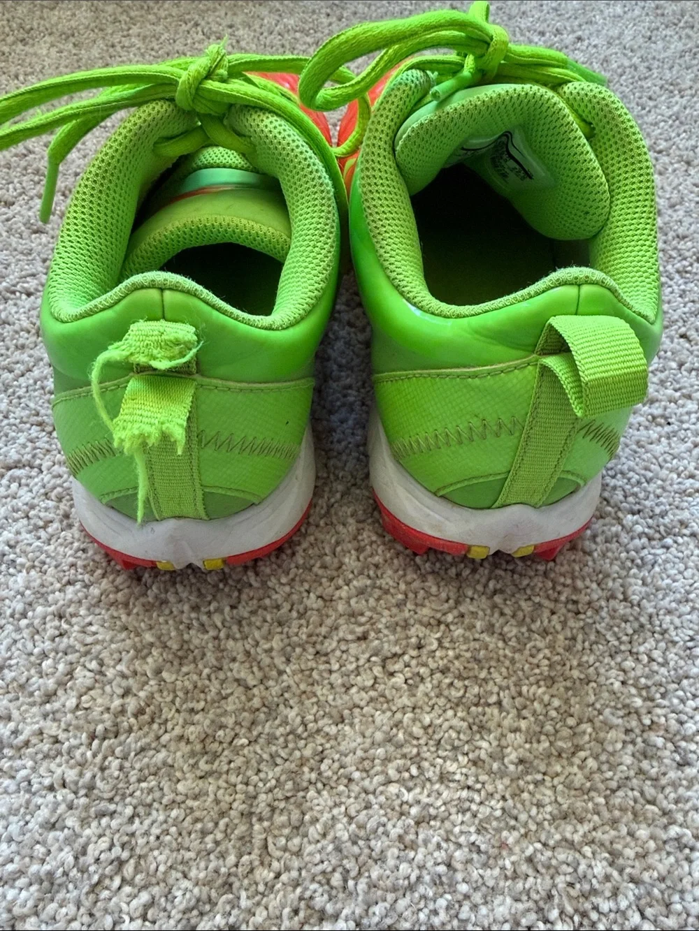 Nike Kids Hyperdiamond 2 Keystone cleats size 3.5